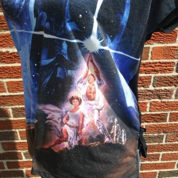 Rock and Republic Star Wars Tee Size Small - Picture 3 of 5